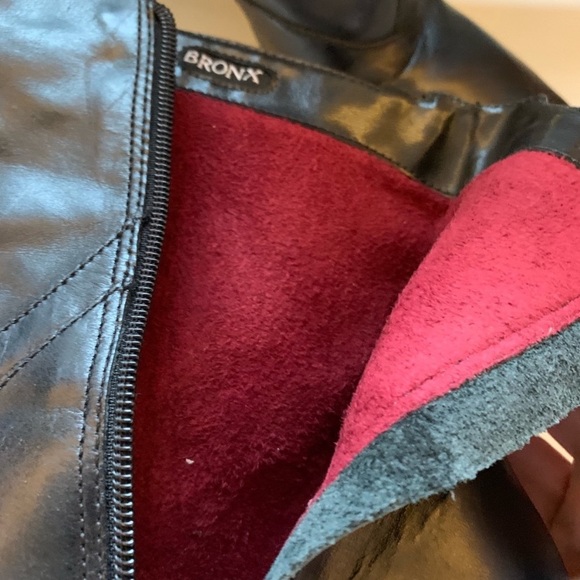 Bronx Leather Booties - Picture 5 of 8